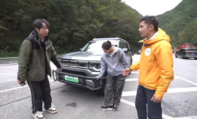 付6秒级加速+电四驱开启全新轻越野生活冰球突破豪华版BJ30旅行家首批车主交(图6)