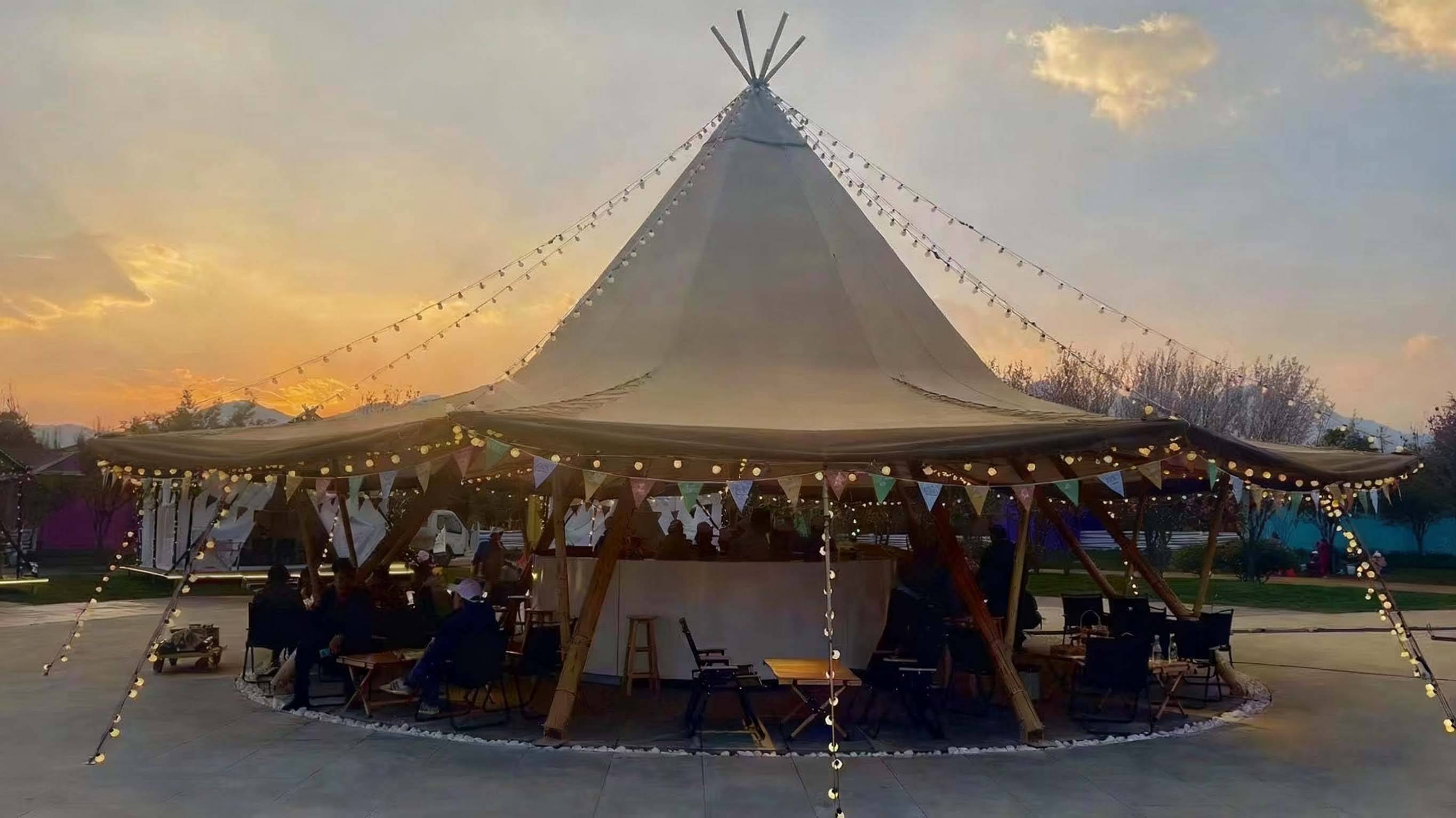 轻奢度假亲子等30余款专业设计团队打造特色露营空间冰球突破豪华版手机版营地帐篷定制优选佛山好来居涵盖(图3)